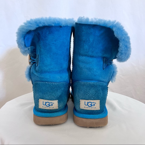 Ugg boot, blue, size 6 - Picture 4 of 13